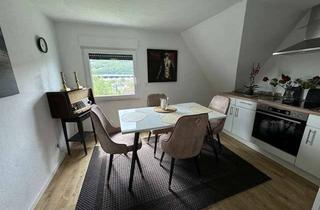 Immobilie mieten in Ludwigstr. 36, 57076 Siegen, Siegen Weidenau/ 8 Gehminuten zur Uni / Möbliertes Zimmer in frisch saniertem Wohnhaus
