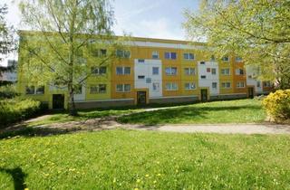 Wohnung mieten in Pawlowstr. 12, 08529 Plauen, Helle 2-Raumwohnung in ruhiger Lage mit Badewanne und Balkon