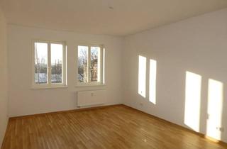 Wohnung kaufen in 04129 Leipzig, Leipzig - Modern sanierte 3-Zimmerwohnung mit Balkon und exklusiven Tageslichtbad!