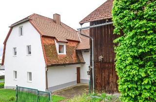 Haus kaufen in 94481 Grafenau, Grafenau - Gelegenheit! Anwesen im Zentrum Grafenaus - provisionsfrei