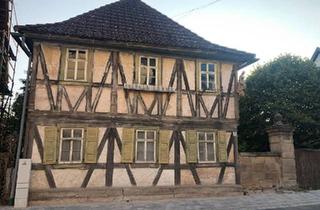 Haus kaufen in 97528 Sulzdorf an der Lederhecke, Sulzdorf an der Lederhecke - PROVISIONSFREI Denkmalgeschützes FachwerkhausDreiseithof