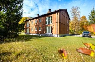 Mehrfamilienhaus kaufen in 83735 Bayrischzell, Bayrischzell - Top saniertes Anwesen mit aktuell 4 Wohneinheiten und großem Grundstück in traumhafter Alleinlage!