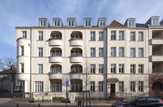 Wohnung kaufen in 14482 Babelsberg Süd, Bezugsfrei ab 15.07.24 ** 3-Zimmer-Eigentumswohnung in einem sanierten Altbau in Potsdam-Babelsberg