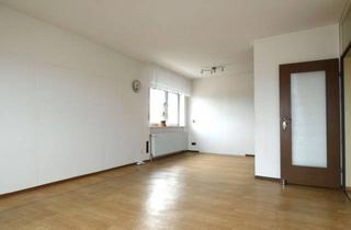 Wohnung kaufen in Am Deutschhof, 67105 Schifferstadt, Helle 4 Zimmer Wohnung mit Balkon und Aufzug