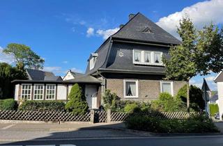 Einfamilienhaus kaufen in Hoppecker Straße, 59929 Brilon, Repräsentatives Einfamilienhaus im Herzen von Brilon-Stadt mit Garten + Garage!