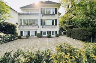 Villa kaufen in 24105 Düsternbrook, Rarität: Modernisierte Altbau-Villa in Kiels begehrtester Lage // Düsternbrook