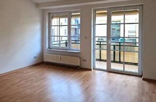 Wohnung mieten in Thomasiusstraße 33 a, 06110 Halle, Im Alter nicht allein! 2-Zimmer-Wohnung mit Balkon!