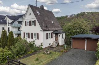 Haus kaufen in 57299 Burbach, Burbach - Gut gelegenes Häuschen mit Geschichte