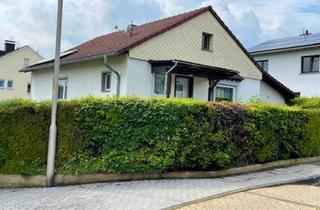Einfamilienhaus kaufen in 53340 Meckenheim, Meckenheim - Einfamilienhaus mit großem Grundstück im Zentrum von Meckenheim
