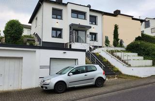 Doppelhaushälfte kaufen in 53332 Bornheim, Günstige 4-Zimmer-Doppelhaushälfte mit gehobener Innen- und Außenausstattung in Bornheim