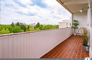 Wohnung kaufen in 82008 Unterhaching, FIRSTPLACE - Sanierte 2-Zi-Whg, Balkon mit Panoramablick in Unterhaching