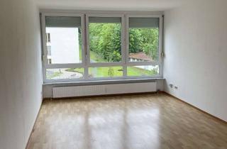 Wohnung mieten in Kapellenstraße 19, 97941 Tauberbischofsheim, Freundliche und gepflegte 3-Raum-Wohnung mit Balkon in Tauberbischofsheim
