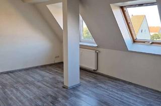 Wohnung mieten in Rathenaustraße 20, 04509 Delitzsch, Highlight! 3-Zimmer-Dachgeschoßwohnung mit Garage und Garten!