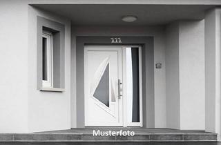 Einfamilienhaus kaufen in 34399 Oberweser, + Einfamilienhaus mit Garagengebäude +