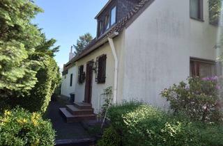 Mehrfamilienhaus kaufen in Im Grund 23, 50389 Wesseling, Geräumiges, preiswertes 9-Raum-Mehrfamilienhaus in Wesseling