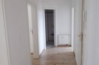 Wohnung mieten in 08468 Reichenbach, Helle 3-Raum-Wohnung mit Laminat
