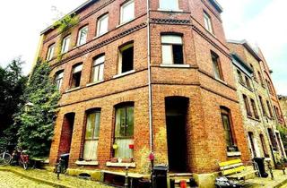 Mehrfamilienhaus kaufen in 52222 Stolberg, Sanierungsbedürftiges Mehrfamilienhaus mit Baugenehmigung