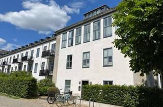 Wohnung kaufen in Saargemünder Str. 27, 14195 Dahlem, Wunderschöne freie Eigentumswohnung in den Metropolitan Gardens! Balkon Parkett, EBK, Aufz. uvm.