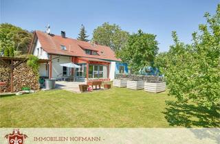 Doppelhaushälfte kaufen in 94522 Wallersdorf, Charmante Doppelhaushälfte mit großem Garten und viel Potential in Wallersdorf zu Verkaufen