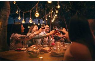 Villa kaufen in 55126 Finthen, Panorama Stadtvilla Neubau + Keller - passt!