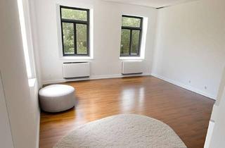 Wohnung kaufen in 08527 Südvorstadt, + Erdgeschosswohnung mit Balkon und Garten in Plauen-Südvorstadt sucht neuen Besitzer! +