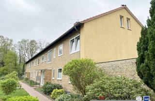 Wohnung kaufen in Stiller Winkel, 23562 St. Jürgen, St. Jürgen Nähe UNI und Fachhochschule: 1-Zimmer-Wohnung mit Keller und Dachboden