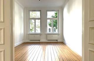 Wohnung kaufen in 20251 Hoheluft-Ost, Zeitloses Ambiente: Stilvolle 4-Zimmer Wohnung mit Jugendstilflair am Eppendorfer Baum