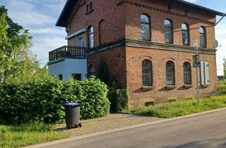 Einfamilienhaus kaufen in Bahnhofstr. 67, 99510 Apolda, Geräumiges Einfamilienhaus mit Ausbaureserve