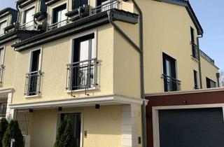 Haus mieten in 64846 Groß-Zimmern, IHR LUXURIÖSER FREIRAUM in der Oase der Entspannung - Exclusive DHH unmittelbar am „Golfplatz"