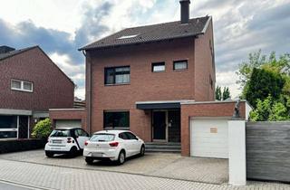 Wohnung kaufen in 41812 Erkelenz, Charmante 3-Zimmer Eigentumswohnung mit Garage und Gemeinschaftsgarten im Herzen von Erkelenz