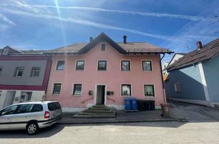 Mehrfamilienhaus kaufen in 94374 Schwarzach, Voll vermietetes Mehrfamilienhaus in Schwarzach