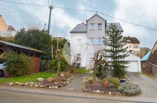 Haus kaufen in 54318 Mertesdorf, Solides Familienwohnhaus mit Garage und Carport in bevorzugter Höhenlage von Mertesdorf // Ruwertal