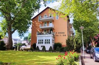 Wohnung kaufen in Kurhausstraße, 55543 Bad Kreuznach, Bestlage *Kurhausstraße* sehr schöne 2ZKB-großer Balkon auf Giebelseite im 1.OG, Aufzug