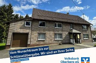 Haus kaufen in 51580 Reichshof, Dreiparteienhaus auf großzügigem Grundstück