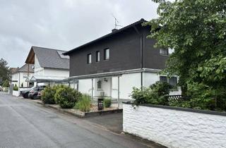 Haus kaufen in 90552 Röthenbach an der Pegnitz, Großzügiges Wohnhaus mit Einliegerwohnung, schönem Garten, Sauna und Indoorpool