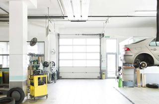 Gewerbeimmobilie kaufen in 92421 Schwandorf, KFZ-Gewerbehalle (ca. 650 qm), Wohnhaus (ca. 200 qm) mit Betrieb zu verkaufen, Oberpfalz/Ostbayern