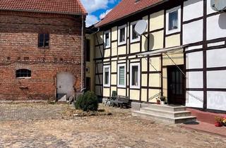 Doppelhaushälfte kaufen in 39387 Oschersleben, Oschersleben (Bode) - Doppelhaushälfe in der Börde Grundstück 1006 m Preis verhandelbar