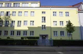 Wohnung mieten in Triftstraße, 99086 Ilversgehofen, ERSTBEZUG NACH RENOVIERUNG - GEMÜTLICHE 2 ZIMMER-EG-WOHNUNG - MIT BALKON - SUCHT NEUE MIETER