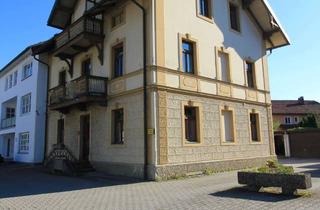 Mehrfamilienhaus kaufen in 83607 Holzkirchen, *Mehrfamilienhaus mit Charme und Historie in Holzkirchen*