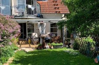 Haus kaufen in 90574 Roßtal, Ruhig gelegenes, sonniges Reiheneckhaus in Roßtal-Buchschwabach zu verkaufen