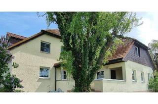 Doppelhaushälfte kaufen in 91350 Gremsdorf, Gegen Gebot zu verkaufen .... Stattliche Doppelhaushälfte mit Einliegerwohnung u. zwei Garagen