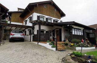 Einfamilienhaus kaufen in 94234 Viechtach, Einfamilienhaus im Landhausstil in absolut ruhiger und sonniger Stadtrandlage von Viechtach