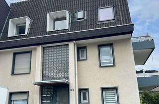 Wohnung kaufen in 58644 Iserlohn, Wunderschöne Dachgeschosswohnung mit Balkon und Einbauküche