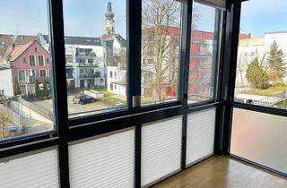 Wohnung kaufen in 94469 Deggendorf, Zentrum: Bezugsfreie 91 m2-Wohnung m. 2 Bädern in ruhiger Seitenstraße - auch als 2 Wohnungen mögl.!
