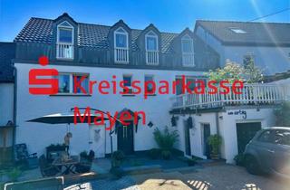 Einfamilienhaus kaufen in 56653 Wassenach, Charmantes Einfamilienhaus mit liebevoll gestaltetem Außenbereich