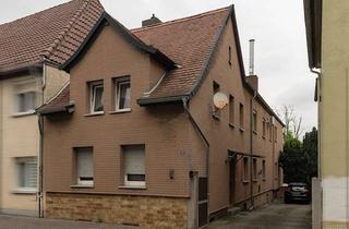 Wohnung kaufen in 61169 Friedberg, Großzügige 4-Zimmer-Wohnung mit eigenem Grundstück in zentraler Lage von Friedberg (Hessen)