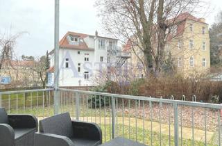 Wohnung kaufen in 12203 Berlin, Berlin - Unschlagbare Rendite - Kernsanierte 1-Zimmer-Wohnung in romantischer Stadtvilla