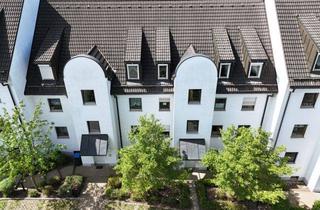 Wohnung kaufen in 08485 Lengenfeld, 2-Zimmer Dachgeschosswohnung mit sonnigem Balkon & Stellplatz
