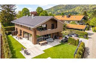 Villa kaufen in 83700 Rottach-Egern, Familienvilla mit Tiefgarage und ELW