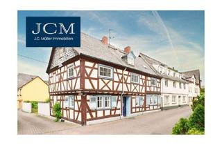 Haus kaufen in 56340 Osterspai, Liebhaberobjekt! Romantisches Fachwerkhaus mit Innenhof und 2 Garagen in Osterspai am Rhein